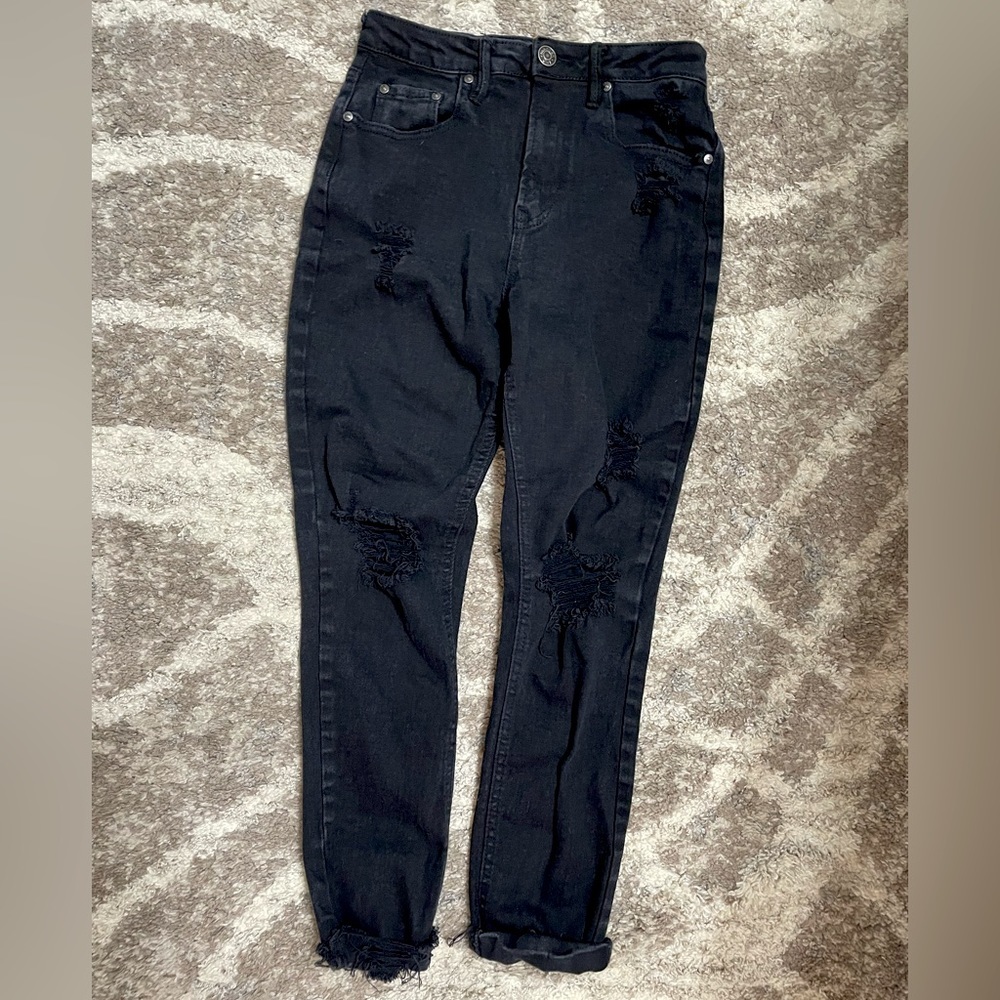 Madden Girl High Rise Ripped Size 28 Black Jean